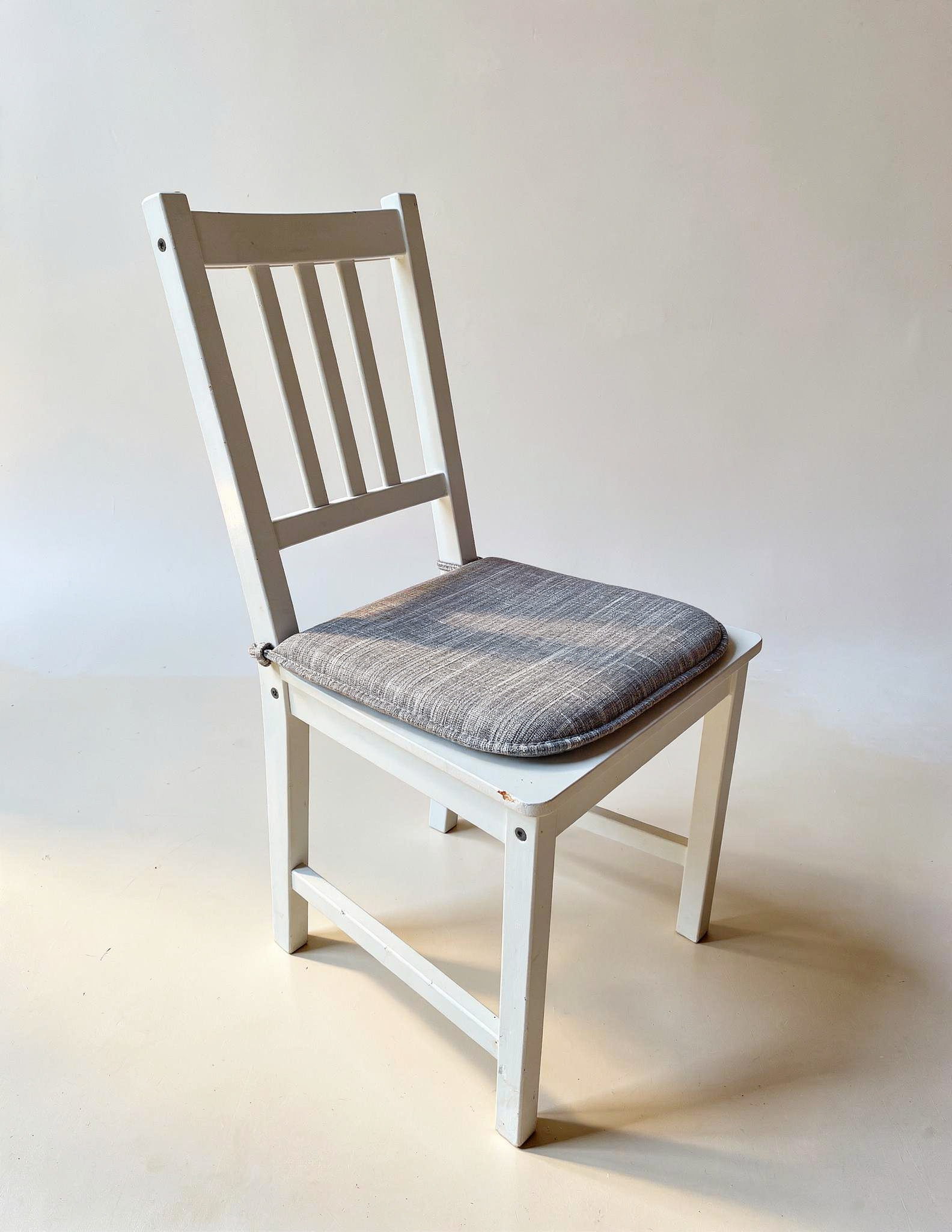 Cuscino Coprisedia Bordato - Fantasia graffio nero